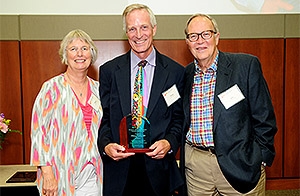 Tillman Farley, MD, (center) the son of Gene and Linda Farley, was the 2014 Eugene Farley Visiting Professor.
