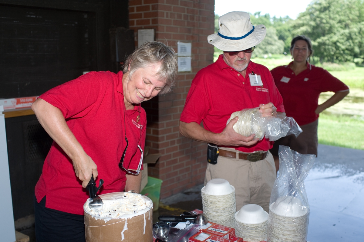 uw-smph-department-of-family-medicine-40th-anniversary-celebration_4841789784_o  