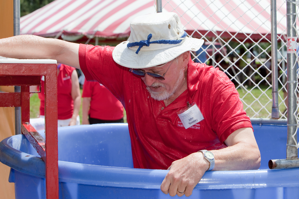 uw-smph-department-of-family-medicine-40th-annivesary_4841139851_o  